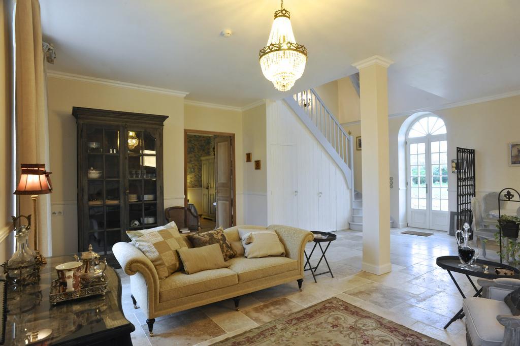 Villa L'Orangerie Du Grand Jardin Condé-sur-Seulles Habitación foto